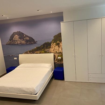 Torre Del Mare Rooms Берджеджи Стая снимка