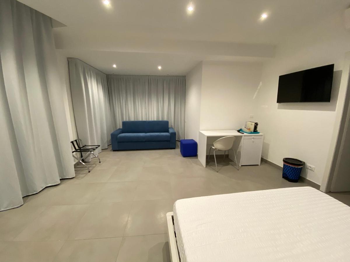 Torre Del Mare Rooms Берджеджи Екстериор снимка