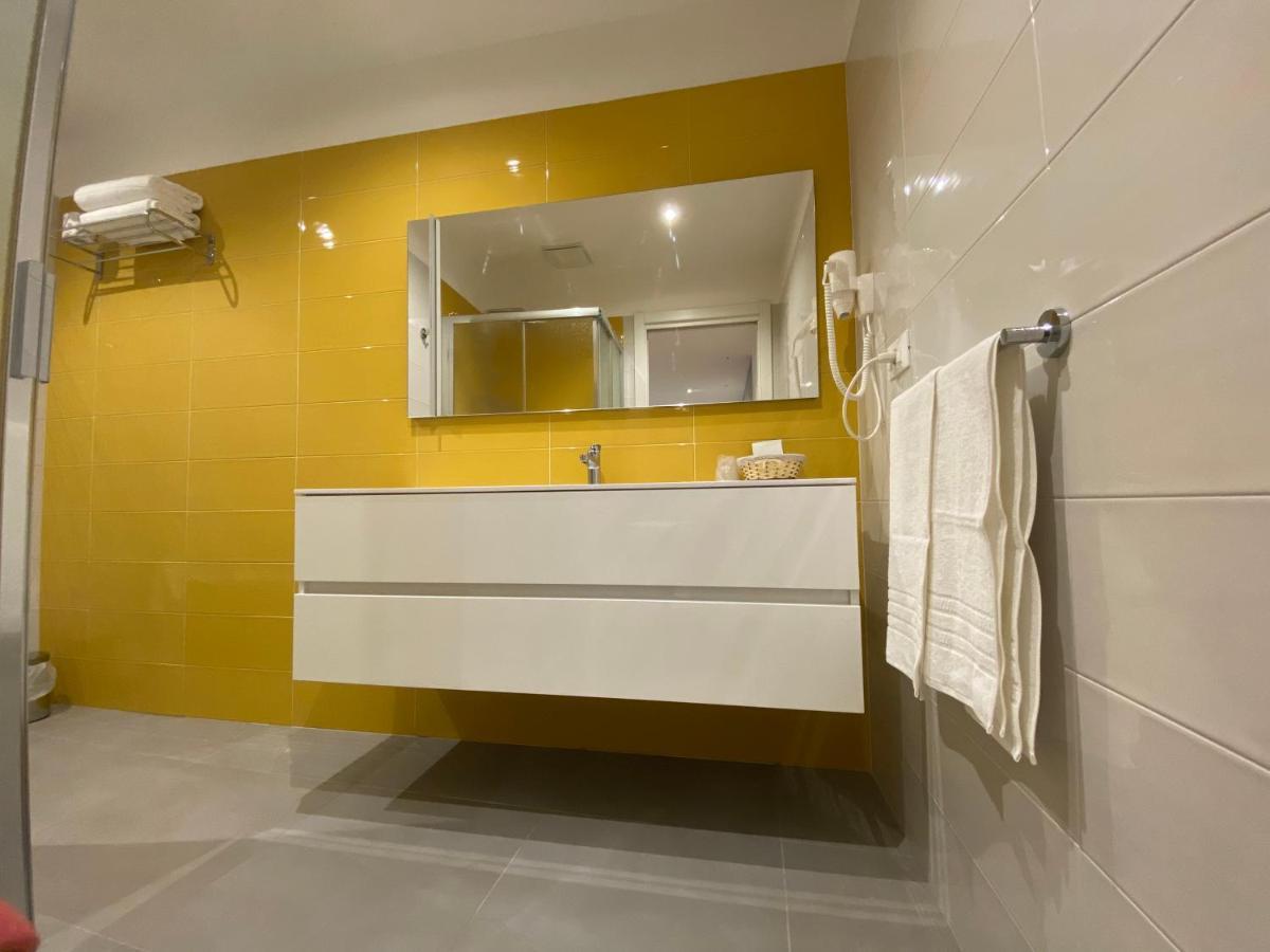 Torre Del Mare Rooms Берджеджи Екстериор снимка