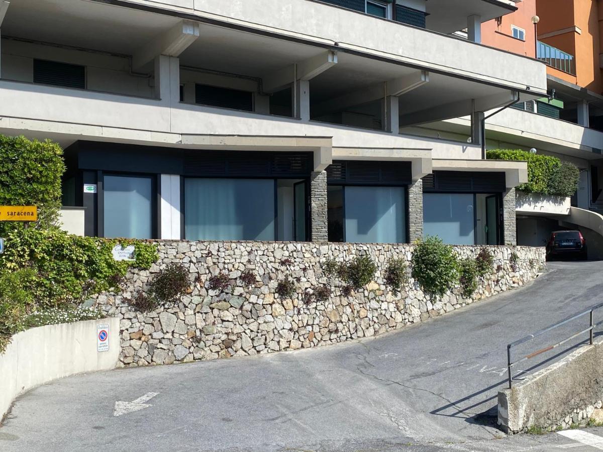 Torre Del Mare Rooms Берджеджи Екстериор снимка