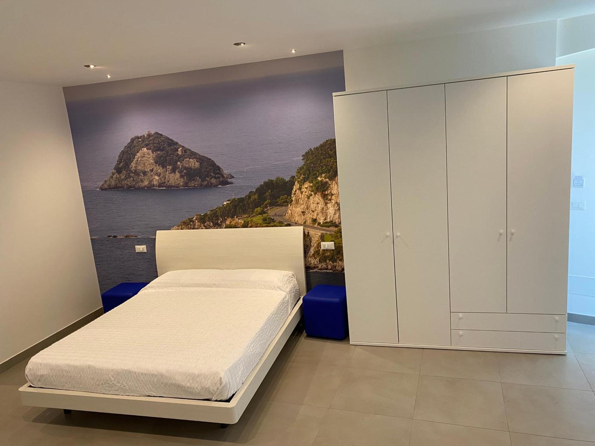 Torre Del Mare Rooms Берджеджи Стая снимка